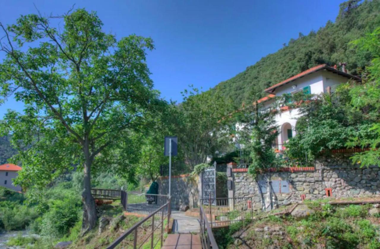 La casa sul fiume Apartment Albisola Superiore Exterior foto